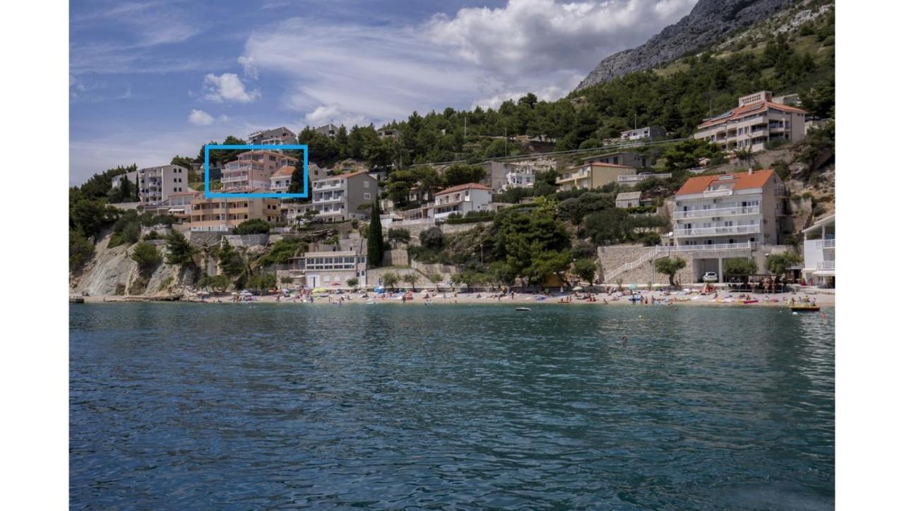 Family Beach Rooms Omis Exterior photo